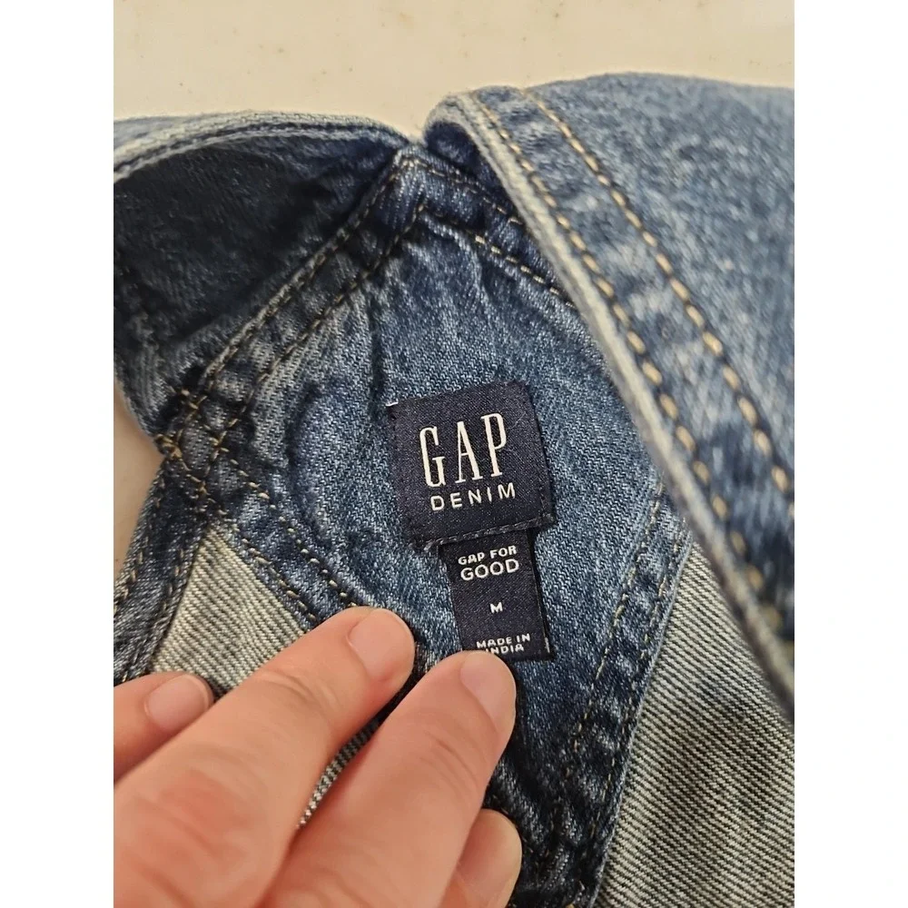 Gap Overall Shorts Girls Medium‎ 6-8Distressed Denim Jeans Shorts (A1290